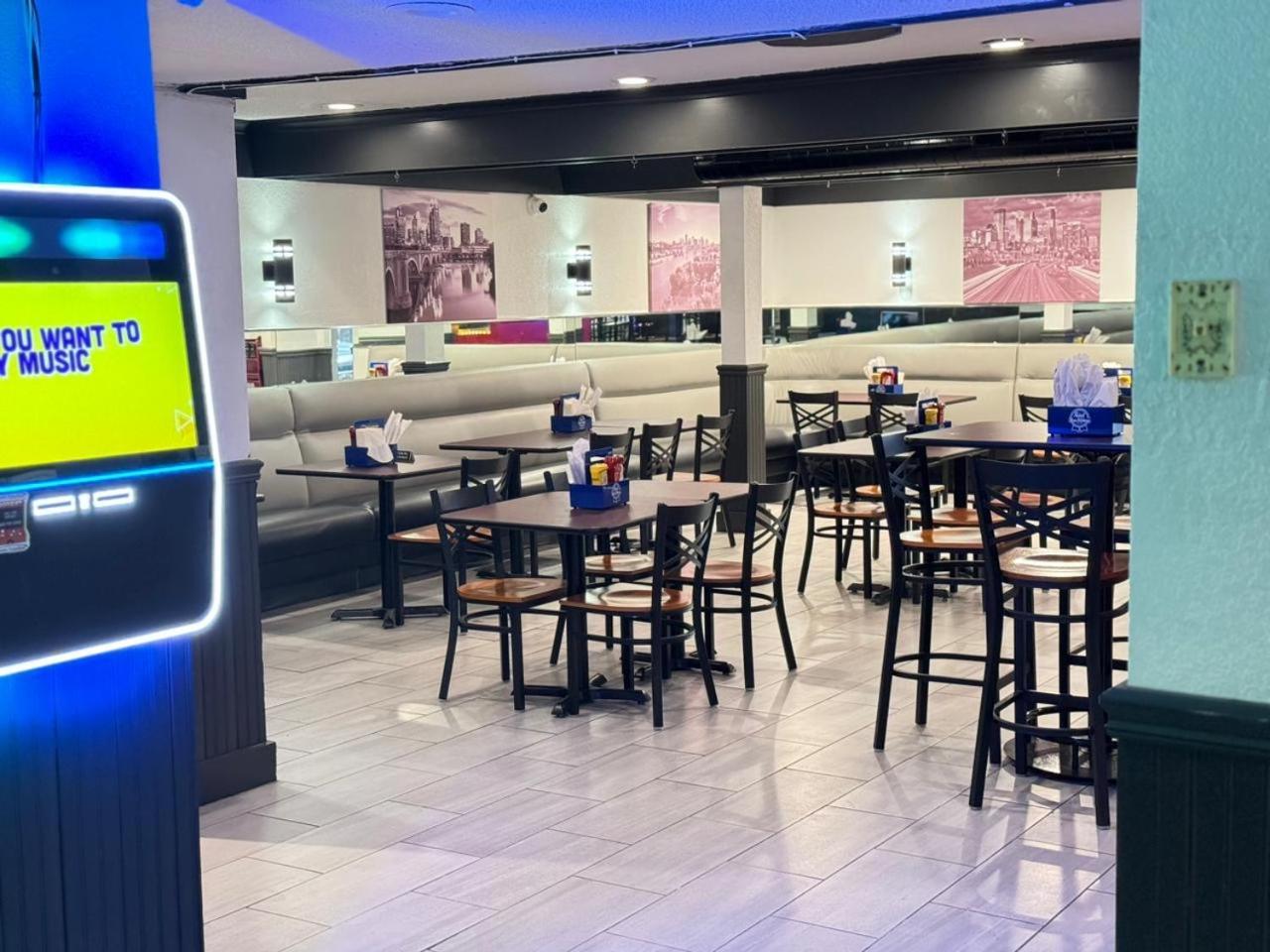 퀄리티 인 세인트 폴 미니애폴리스 미드웨이 호텔 세인트폴 외부 사진